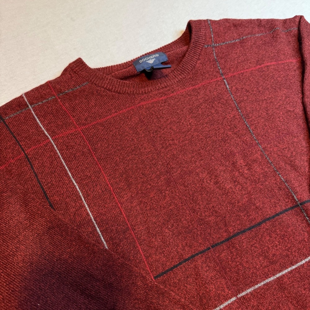 Dockers Mens Large Burgundy Windowpane Plaid Crewneck Sweater Acrylic Pullover
